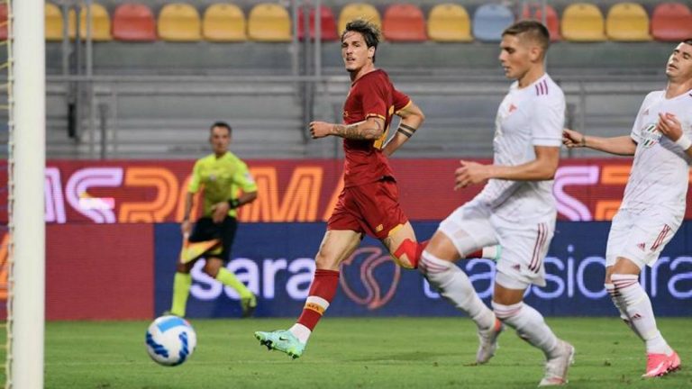 Cinquina della Roma al Debrecen. E Zaniolo segna il primo gol da neo papà